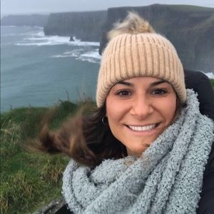 Meet your Posher, Tina